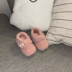 Infant uggs
